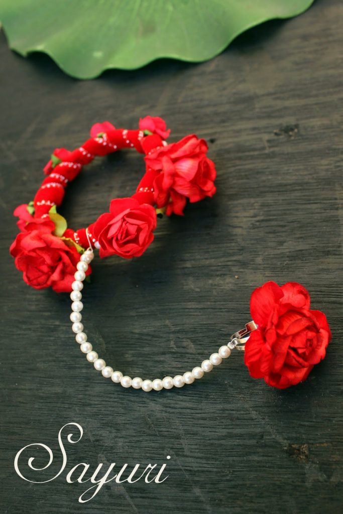 paper rose bracelets