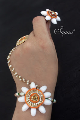 Flower jewellery for Pithi