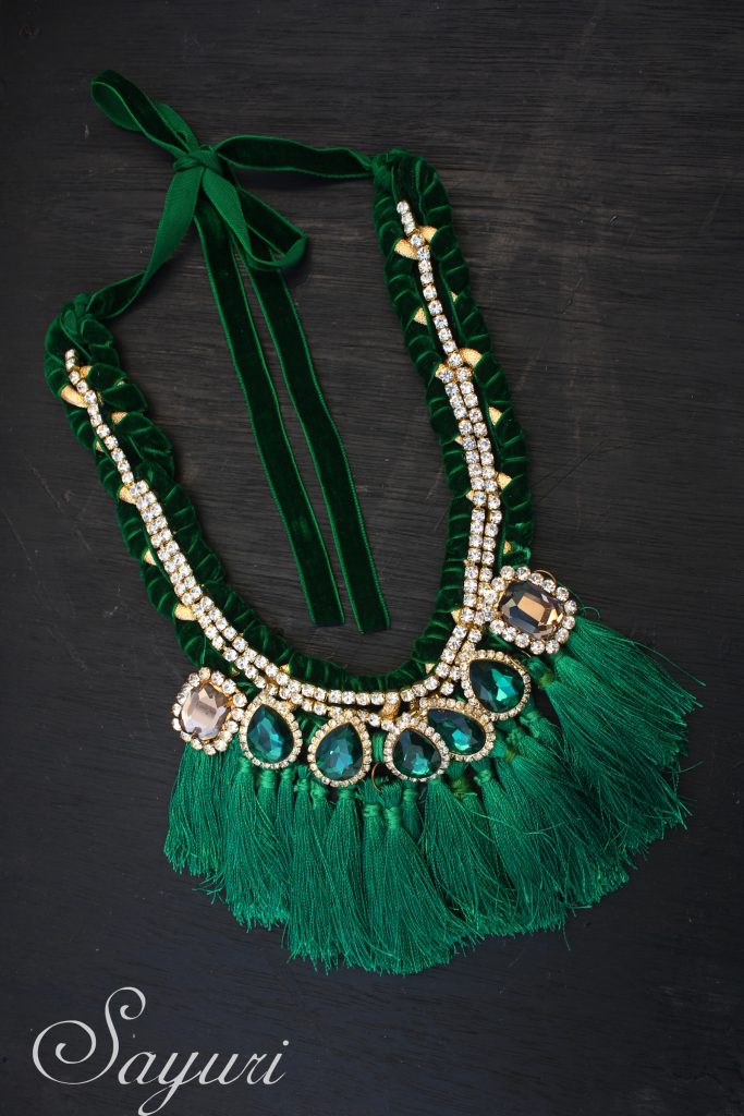 Green tassel necklace by Sayuri