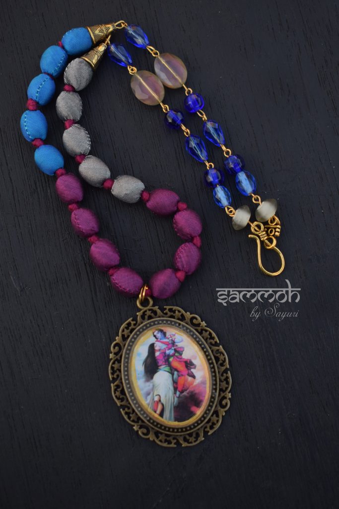 Radheshyam silk necklace