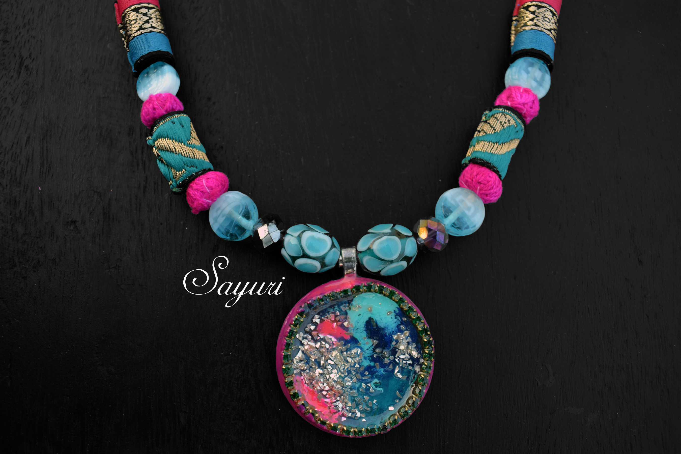 colours of navratri necklace