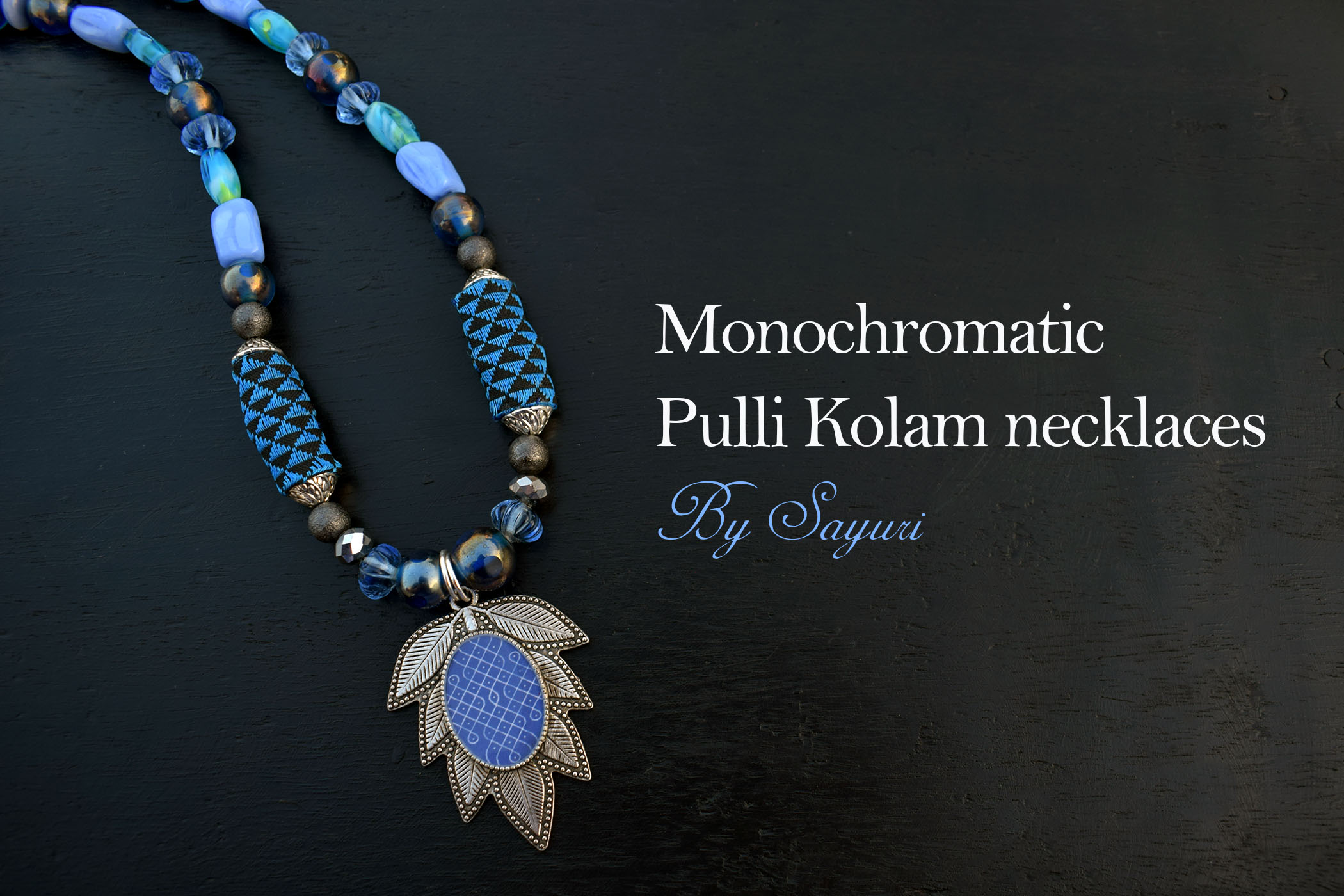 Monochromatic Pulli Kolam necklaces