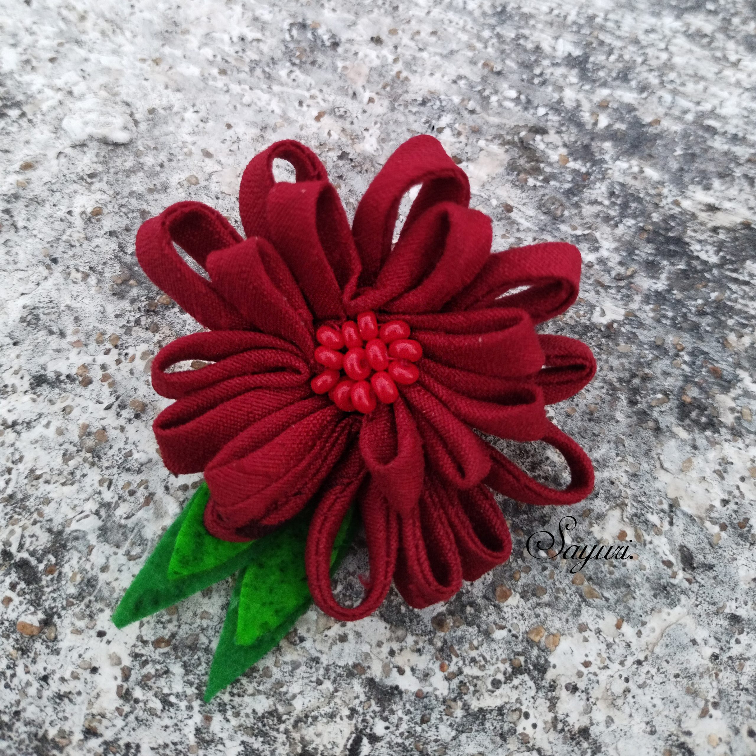 Red chrysanthemum fabric hairclip