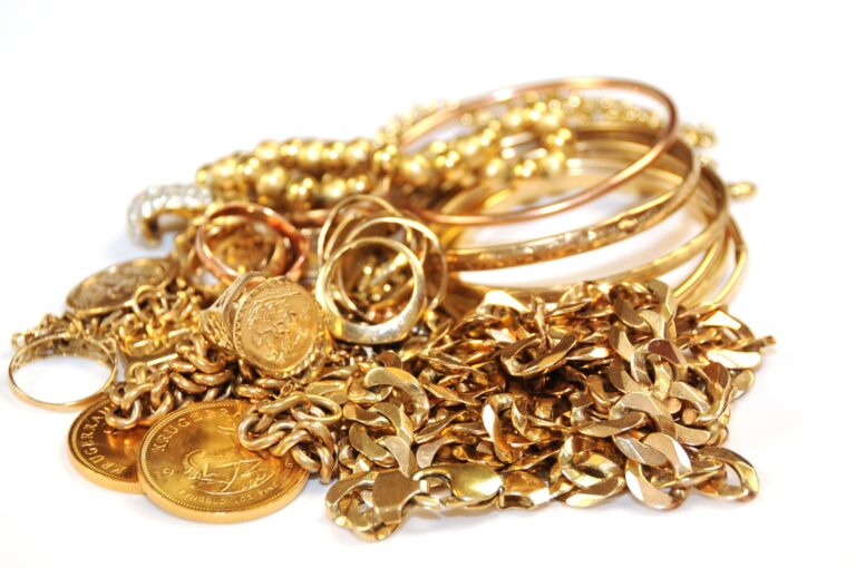 gold jewellery and coins. gold jewellery a good investment