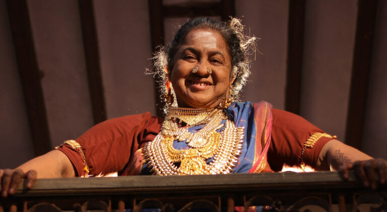 Thai Kizhavi and Jewellery